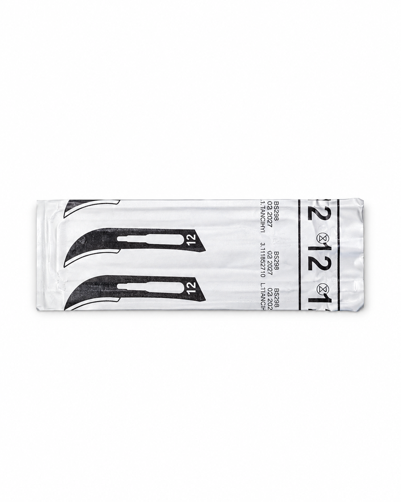 Hoja para Bisturí Ambiderm #12 Acero Inoxidable Estéril – 1 Pieza